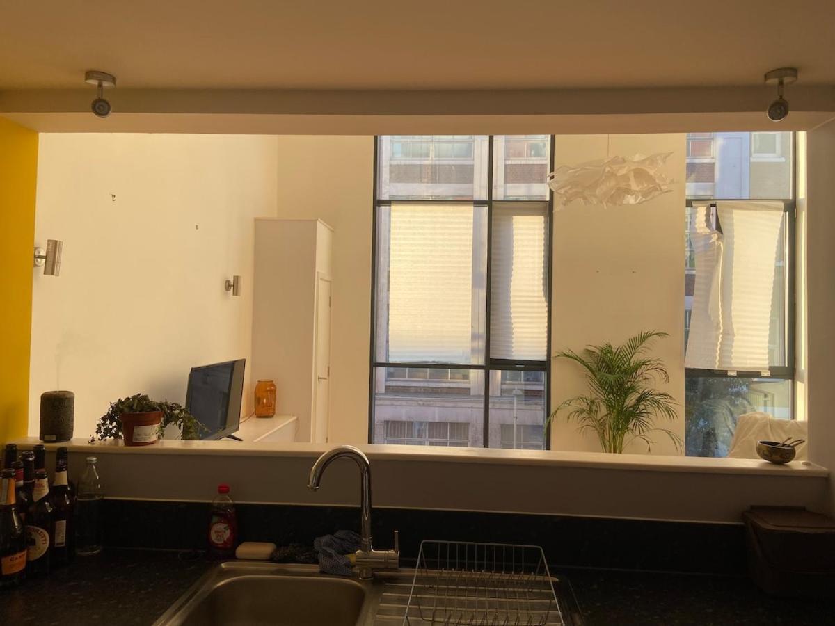 Bright And Spacious Loft Style * Londra
